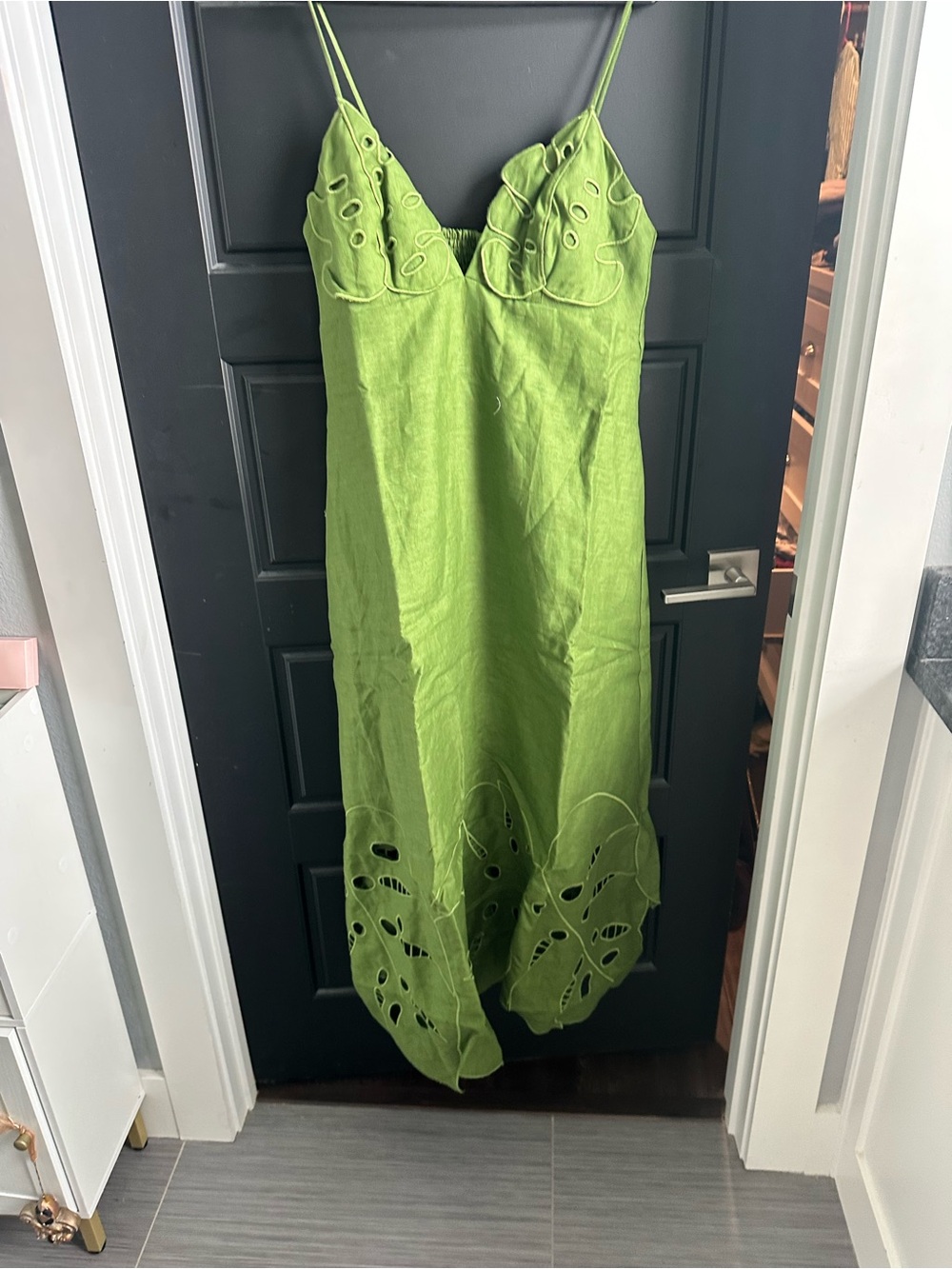 FARM Rio Green Monstera Embroidery Midi Dress - Green - Picture 4 of 8